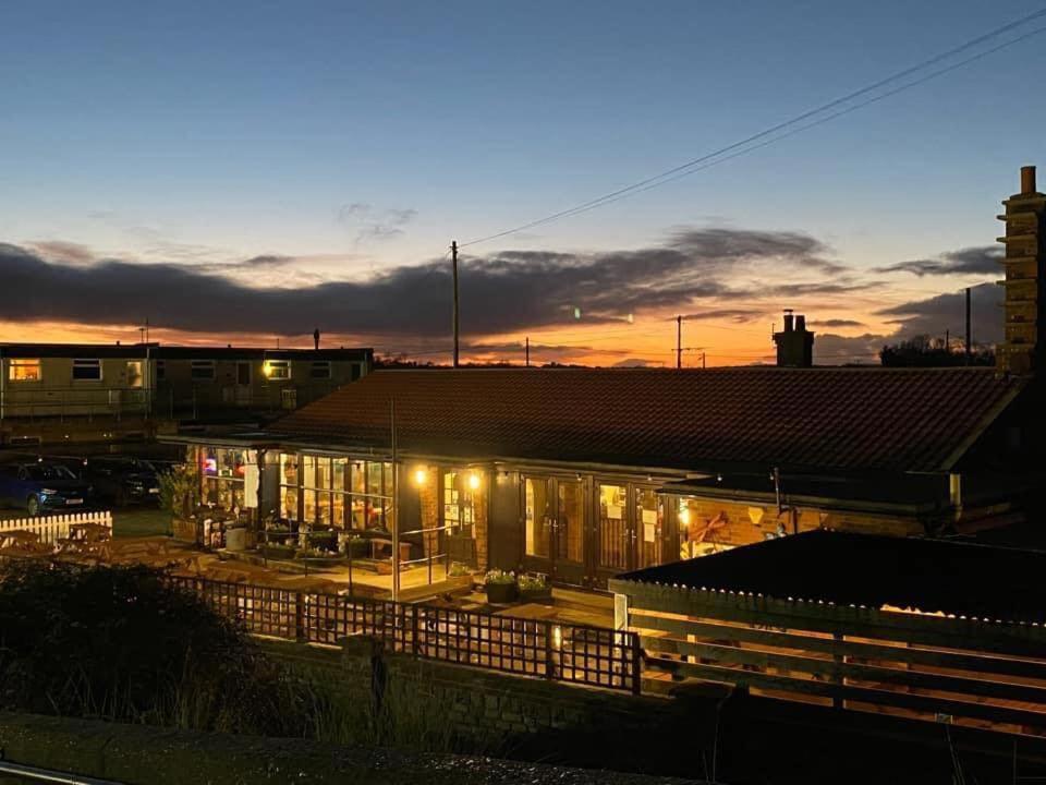 Vila Coastal Terrace Dogs Welcome Optional Hot Tub Sea Palling Exteriér fotografie